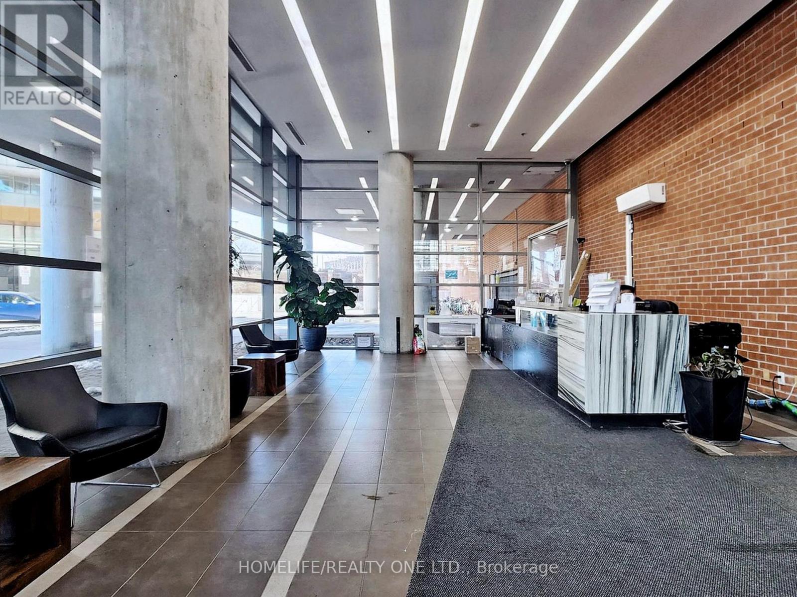 2003 - 38 Joe Shuster Way, Toronto (South Parkdale), Ontario  M6K 0A5 - Photo 42 - W12487362