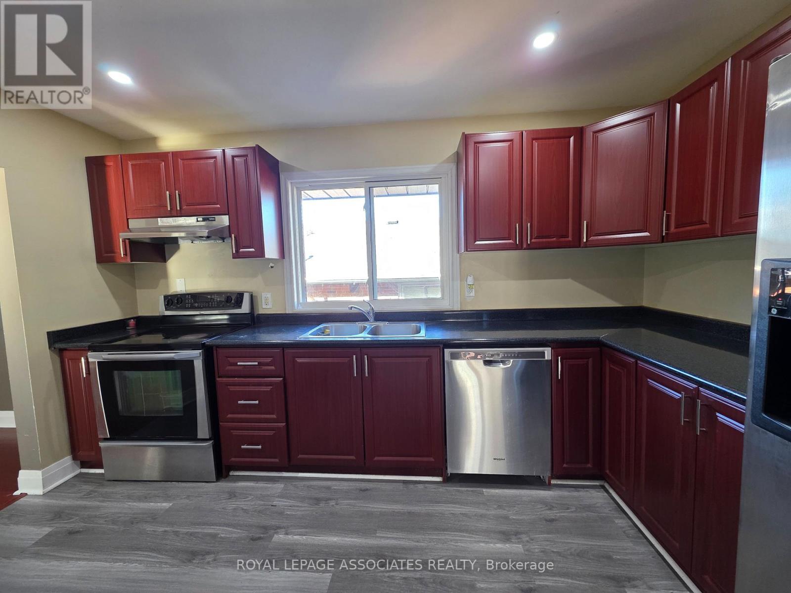 33 Kilbride Road, Toronto, Ontario  M1J 1X6 - Photo 11 - E12499176