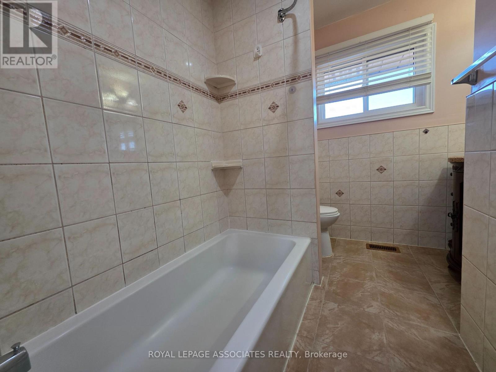 33 Kilbride Road, Toronto, Ontario  M1J 1X6 - Photo 23 - E12499176