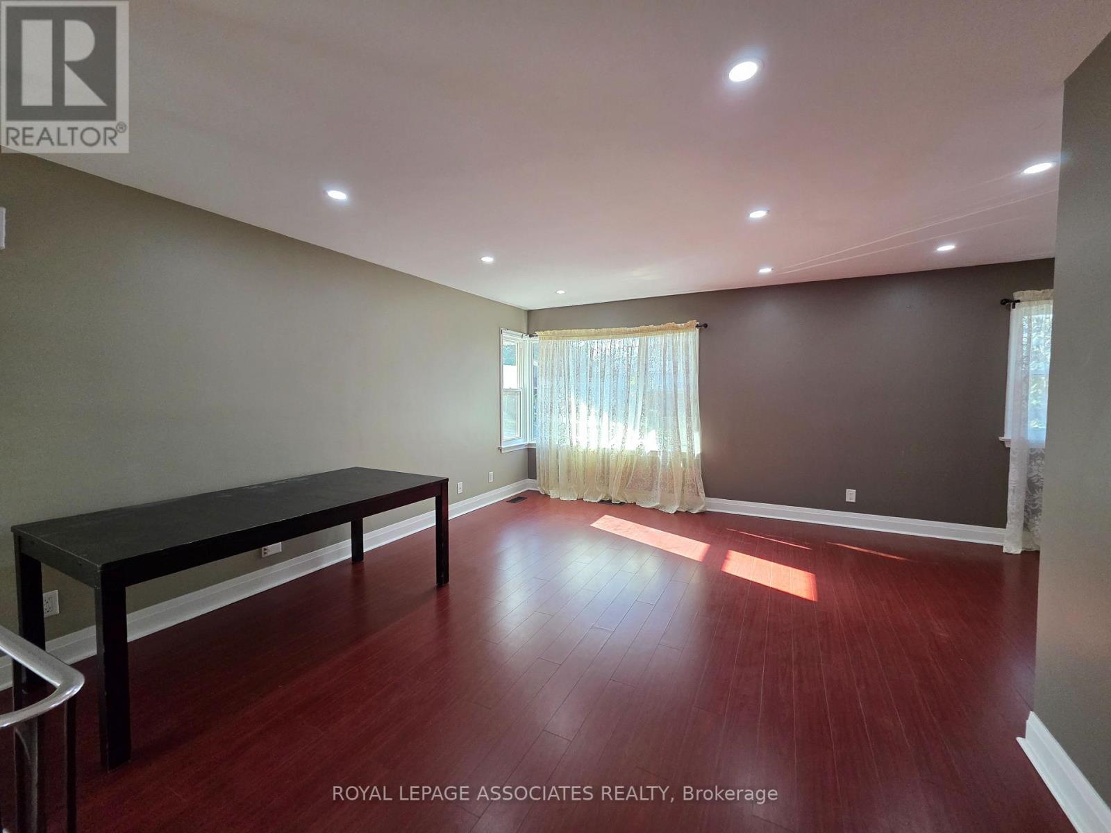 33 Kilbride Road, Toronto, Ontario  M1J 1X6 - Photo 9 - E12499176