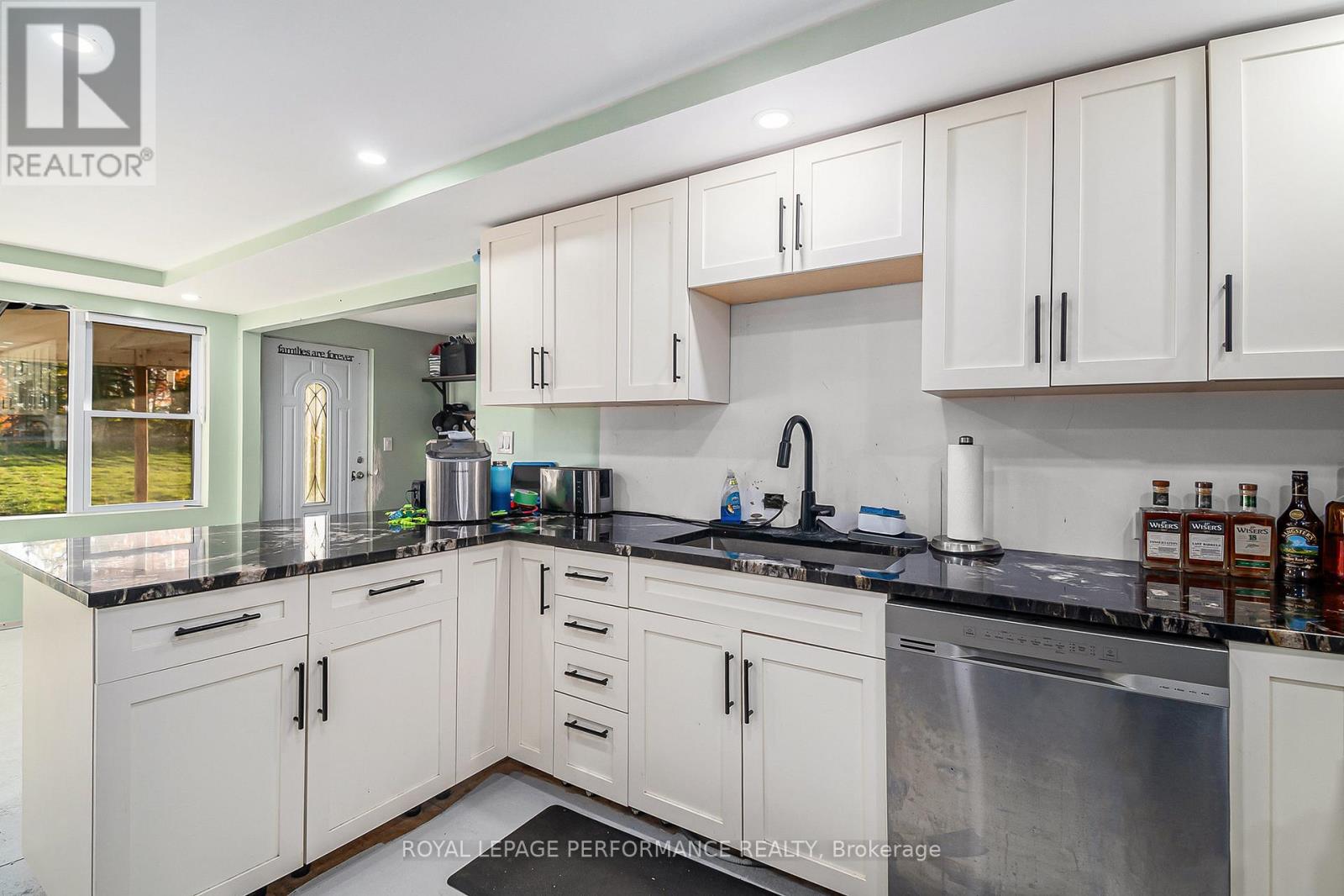 16015 County 2 Road, South Stormont, Ontario  K0C 1P0 - Photo 12 - X12499242