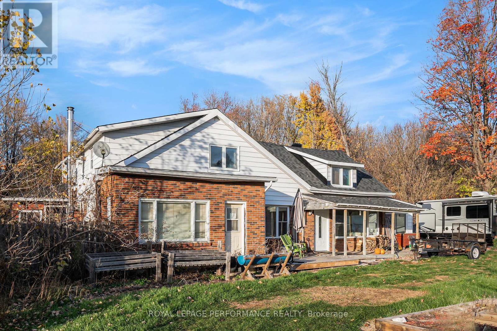 16015 County 2 Road, South Stormont, Ontario  K0C 1P0 - Photo 5 - X12499242