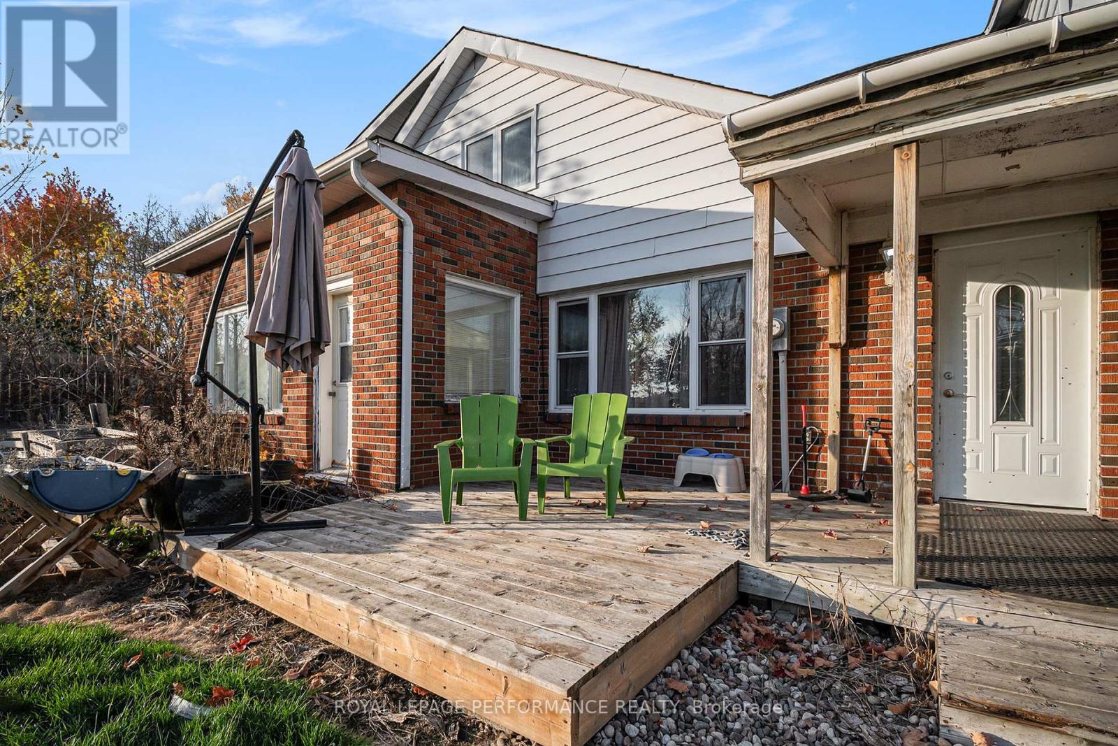 16015 County 2 Road, South Stormont, Ontario  K0C 1P0 - Photo 7 - X12499242