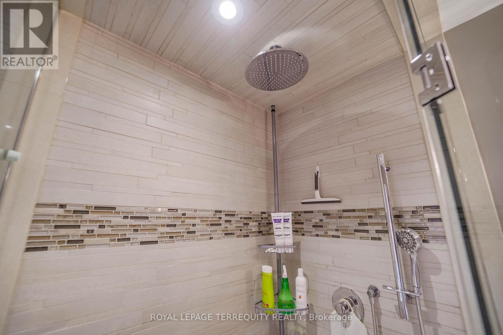 9 Stonebriar Drive, Vaughan, Ontario  L6A 2N5 - Photo 26 - N12499154