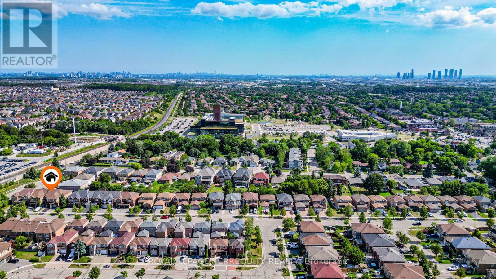 9 Stonebriar Drive, Vaughan, Ontario  L6A 2N5 - Photo 49 - N12499154