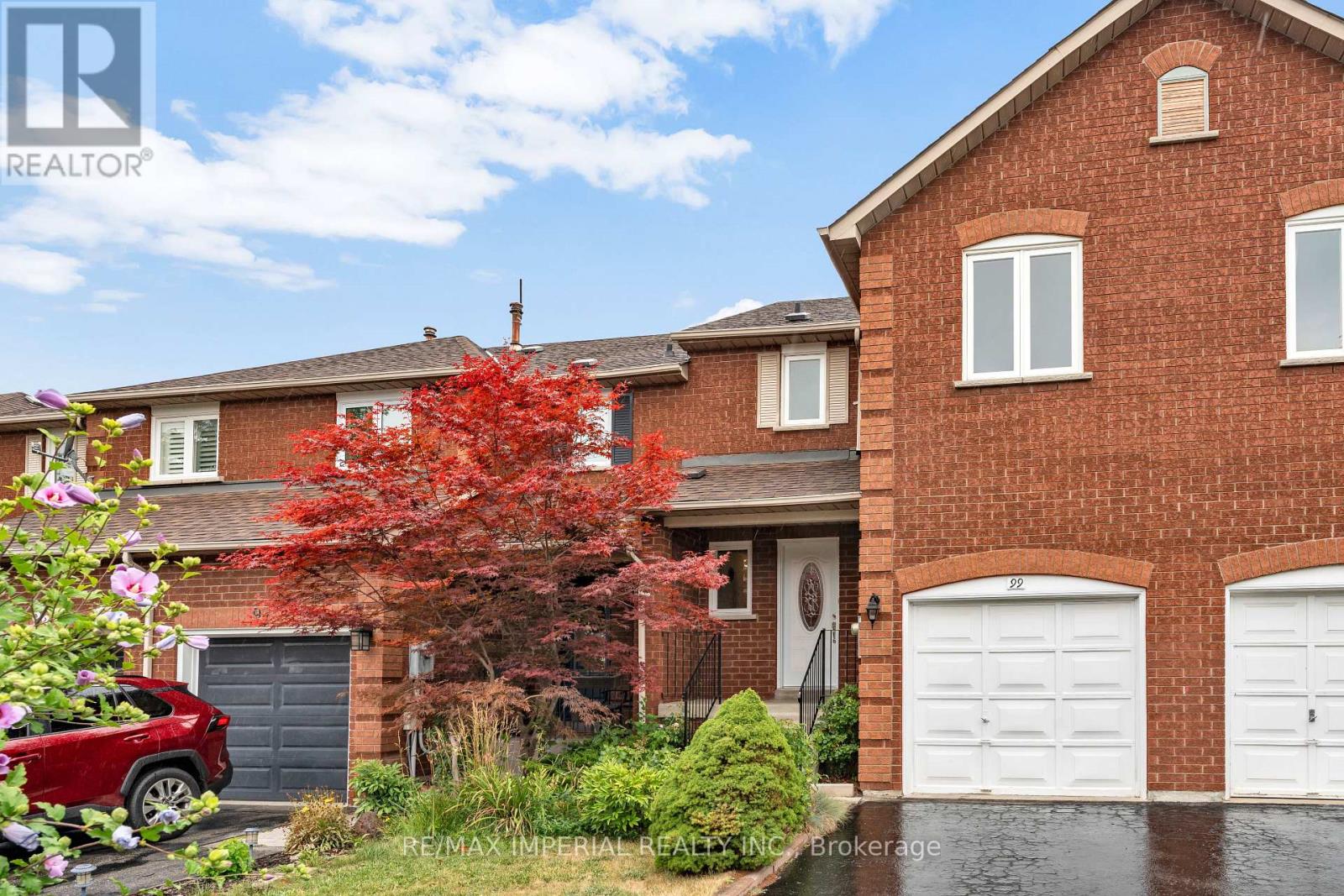 99 ISLAY CRESCENT, Vaughan, Ontario