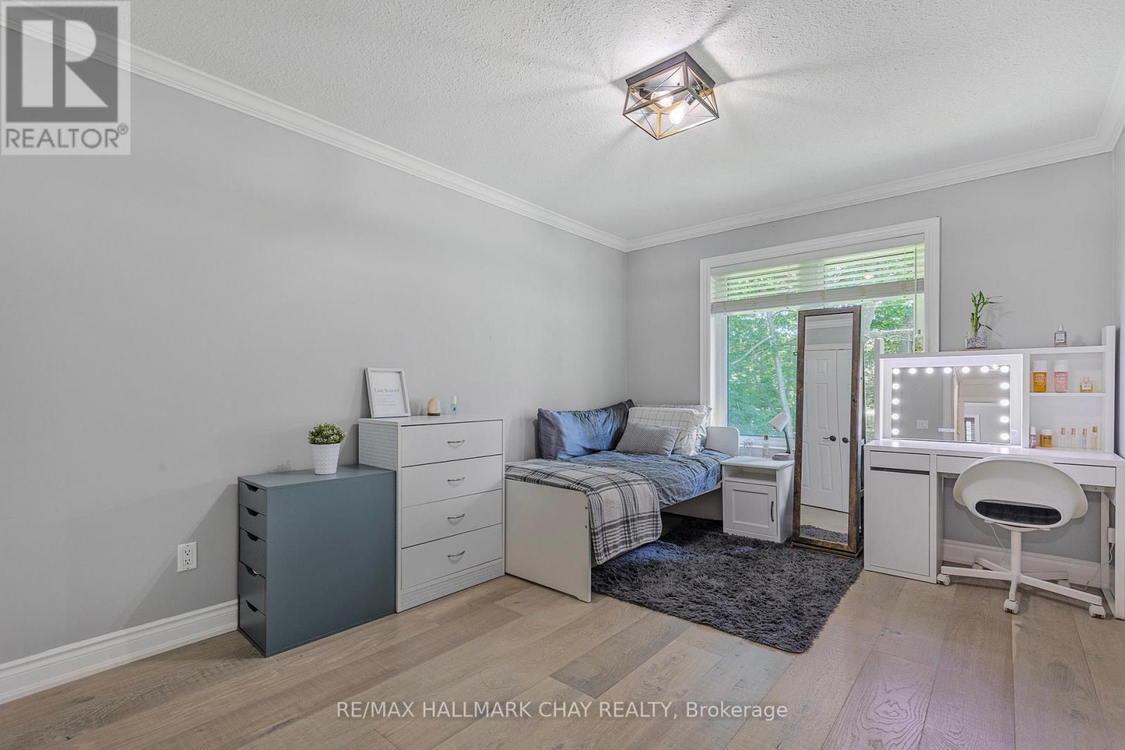 1256 Rainbow Valley Road W, Springwater, Ontario  L0L 2K0 - Photo 22 - S12499200