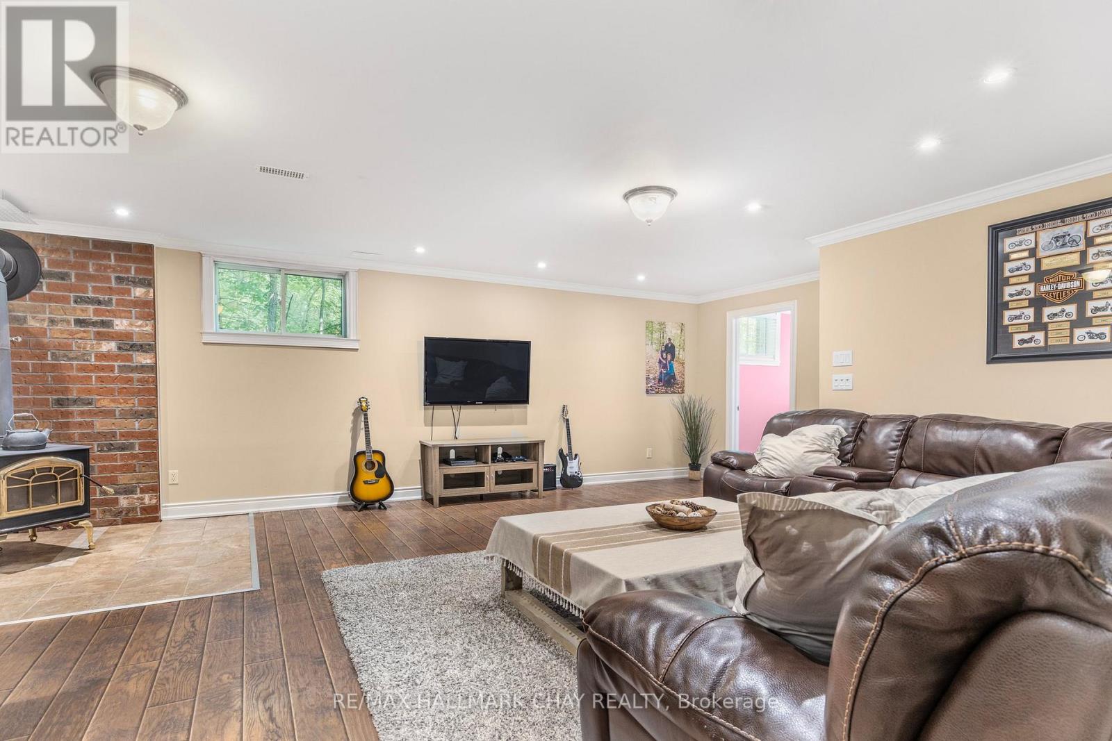 1256 Rainbow Valley Road W, Springwater, Ontario  L0L 2K0 - Photo 27 - S12499200