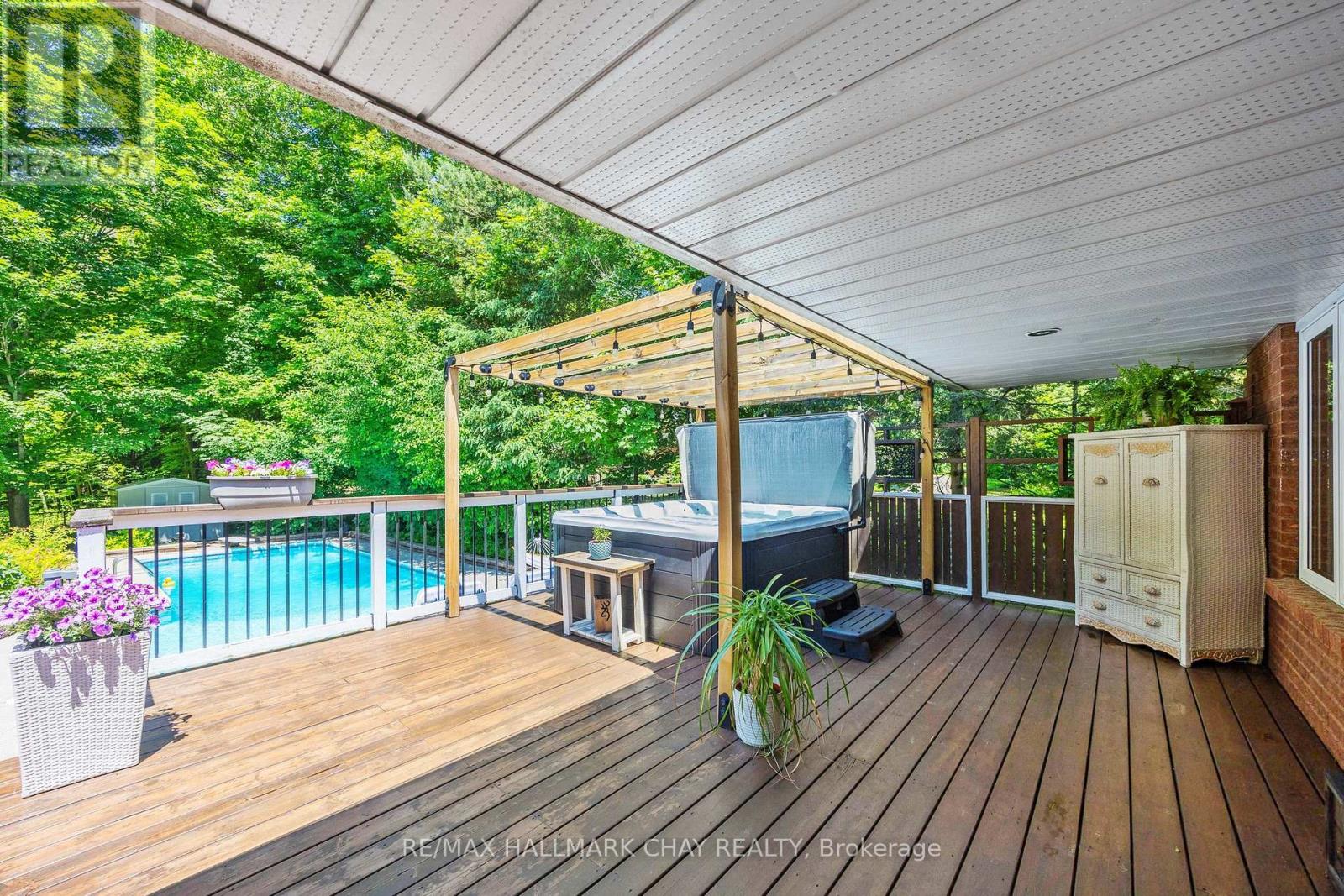 1256 Rainbow Valley Road W, Springwater, Ontario  L0L 2K0 - Photo 3 - S12499200