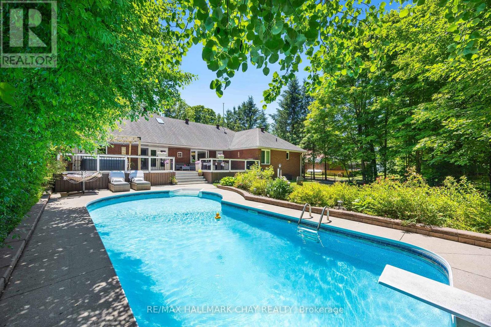 1256 Rainbow Valley Road W, Springwater, Ontario  L0L 2K0 - Photo 33 - S12499200