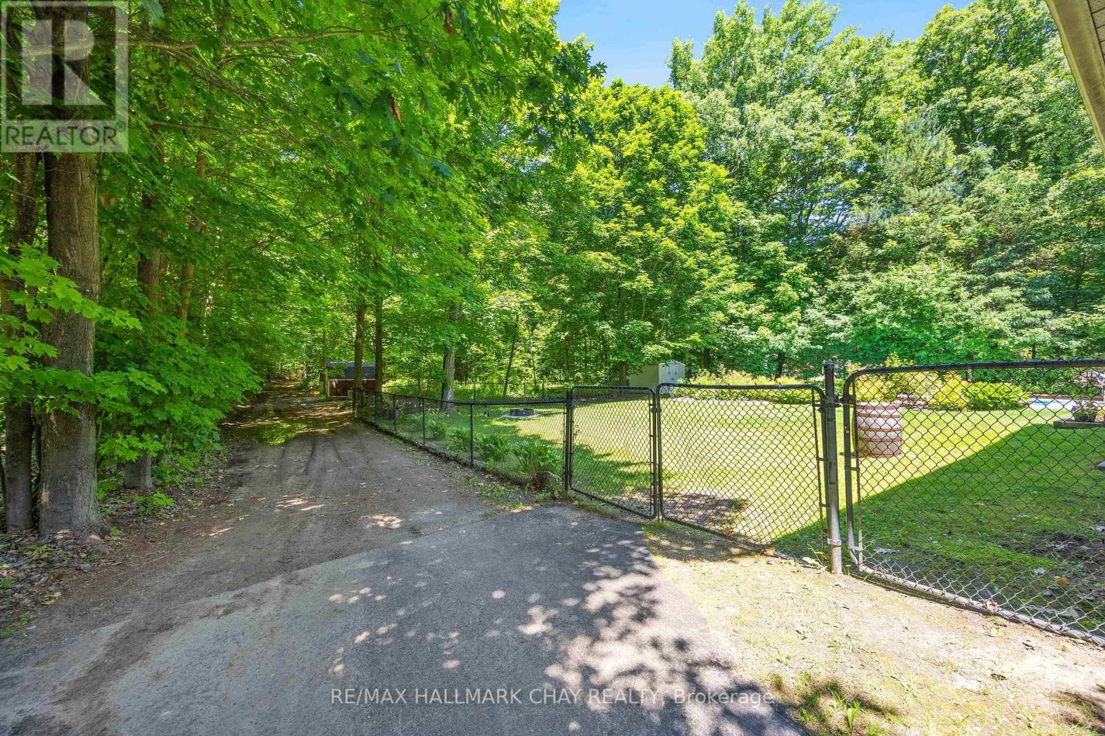 1256 Rainbow Valley Road W, Springwater, Ontario  L0L 2K0 - Photo 35 - S12499200