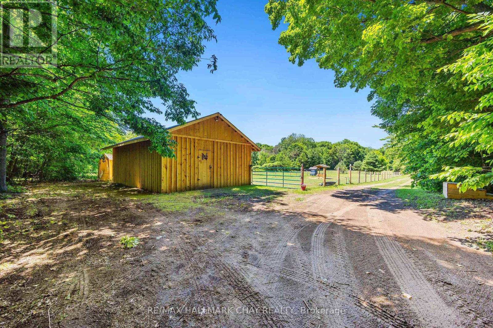 1256 Rainbow Valley Road W, Springwater, Ontario  L0L 2K0 - Photo 36 - S12499200