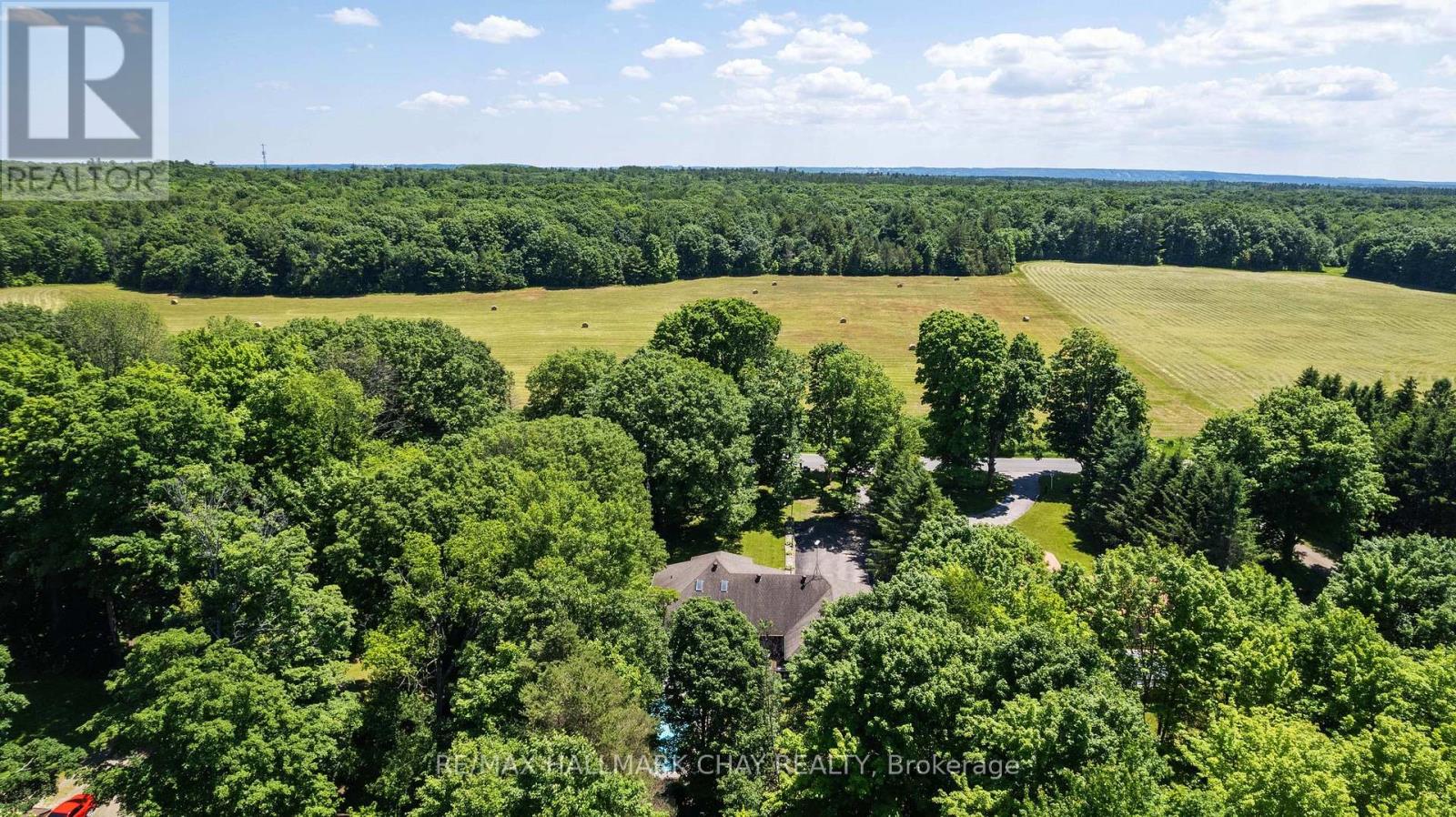 1256 Rainbow Valley Road W, Springwater, Ontario  L0L 2K0 - Photo 45 - S12499200