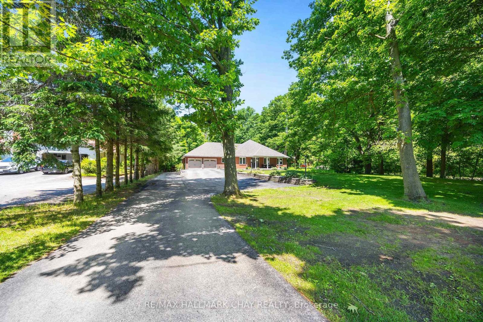 1256 Rainbow Valley Road W, Springwater, Ontario  L0L 2K0 - Photo 50 - S12499200