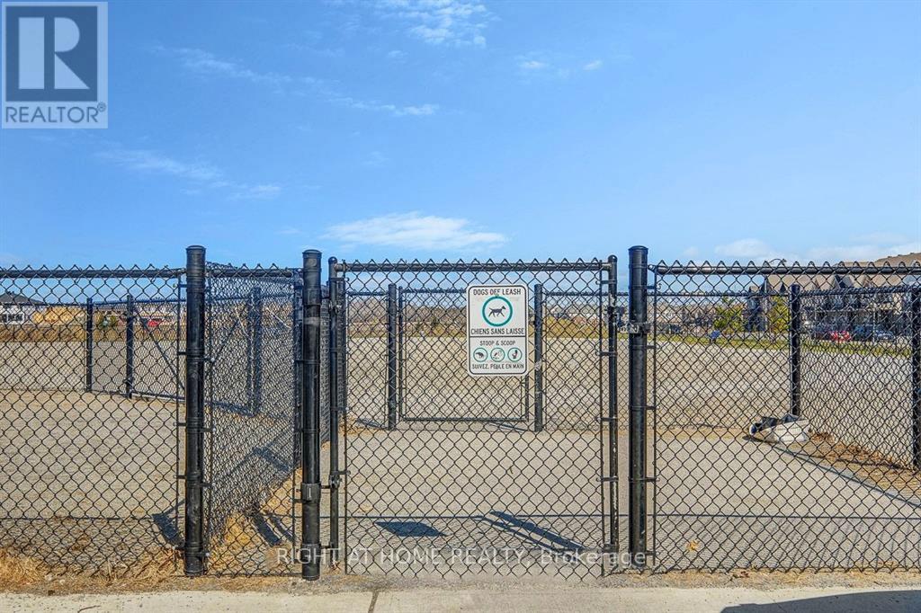 193 Shepody Circle, Ottawa, Ontario  K1T 4H9 - Photo 23 - X12498254