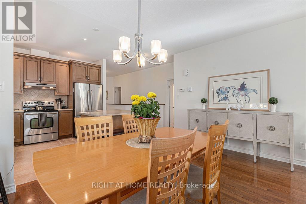 193 Shepody Circle, Ottawa, Ontario  K1T 4H9 - Photo 7 - X12498254