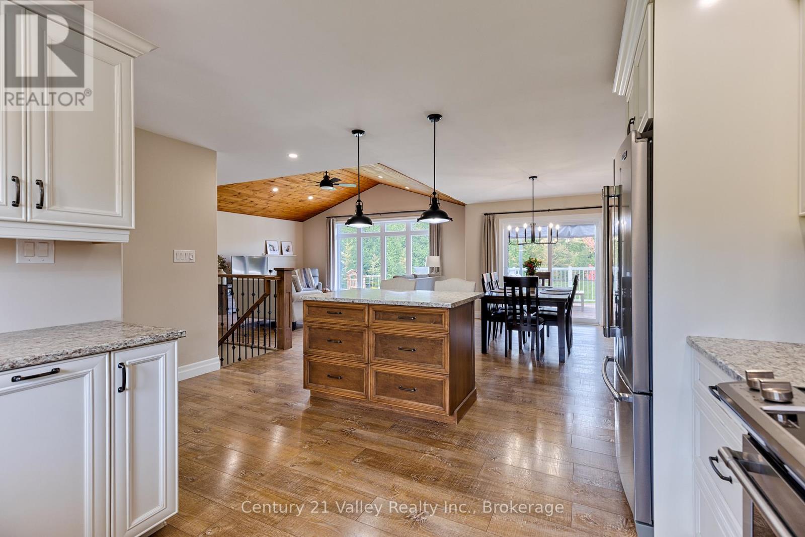 62 Bochert Road, Bonnechere Valley, Ontario  K0J 1T0 - Photo 10 - X12478278