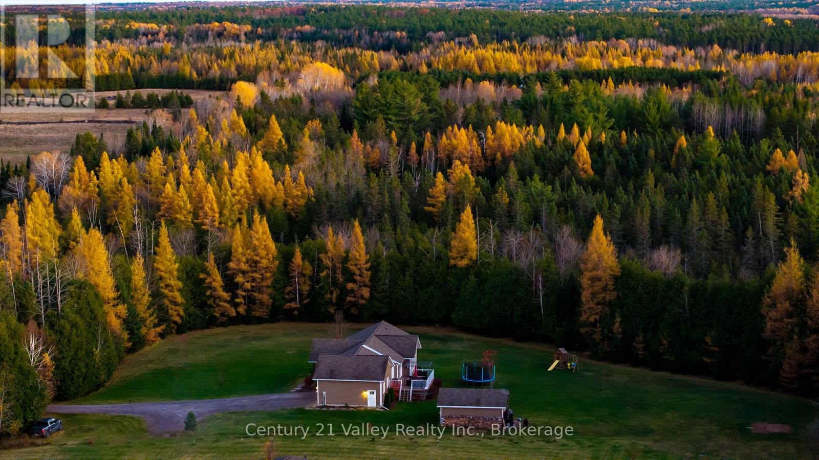 62 Bochert Road, Bonnechere Valley, Ontario  K0J 1T0 - Photo 4 - X12478278