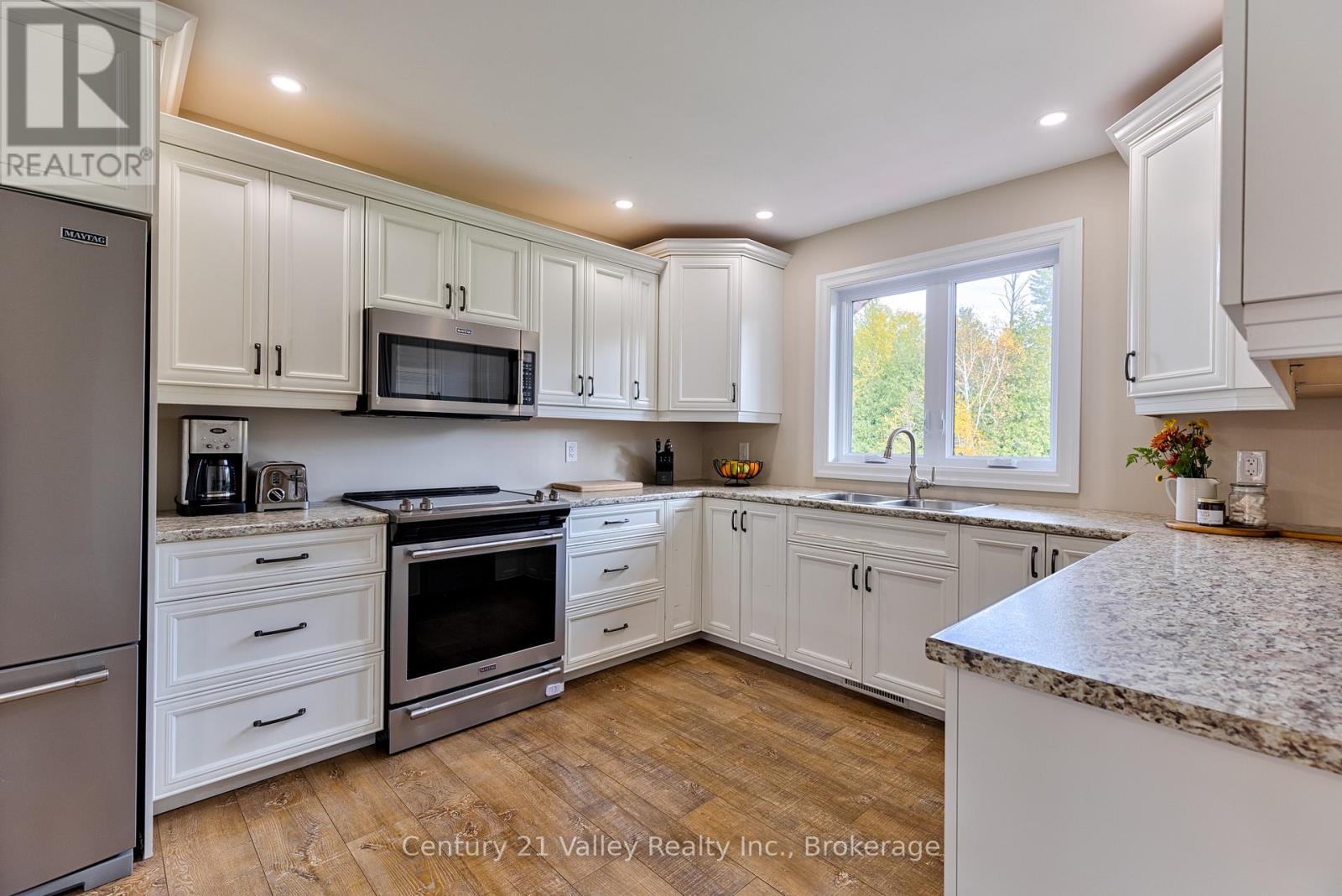 62 Bochert Road, Bonnechere Valley, Ontario  K0J 1T0 - Photo 9 - X12478278