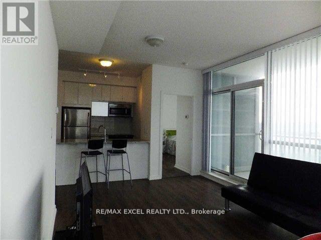 611 - 62 Forest Manor Road, Toronto (Henry Farm), Ontario  M2J 0B6 - Photo 2 - C12495894