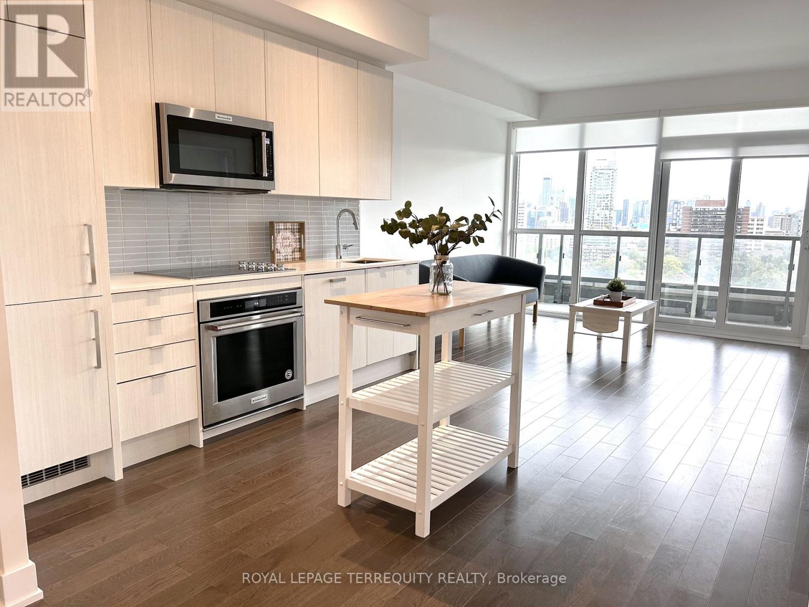 1408 - 181 Bedford Road, Toronto, Ontario  M5R 0C2 - Photo 4 - C12499070