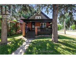 20 BARRINGTON AVENUE