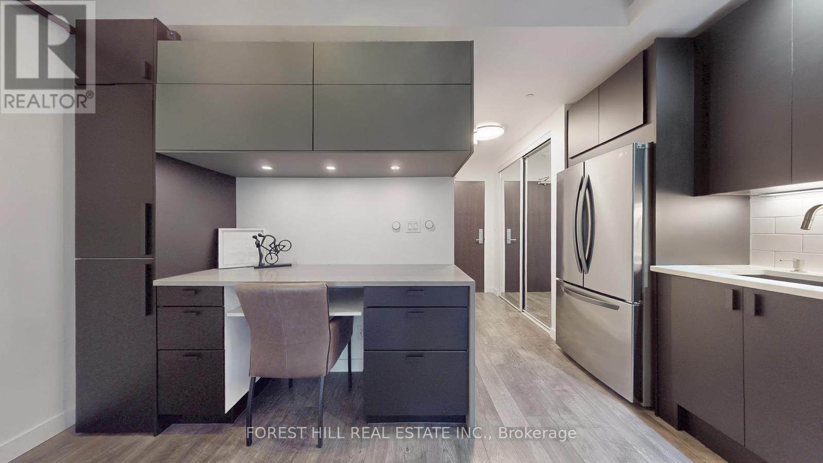 434 - 165 Legion Road N, Toronto, Ontario  M8Y 0A1 - Photo 12 - W12499150