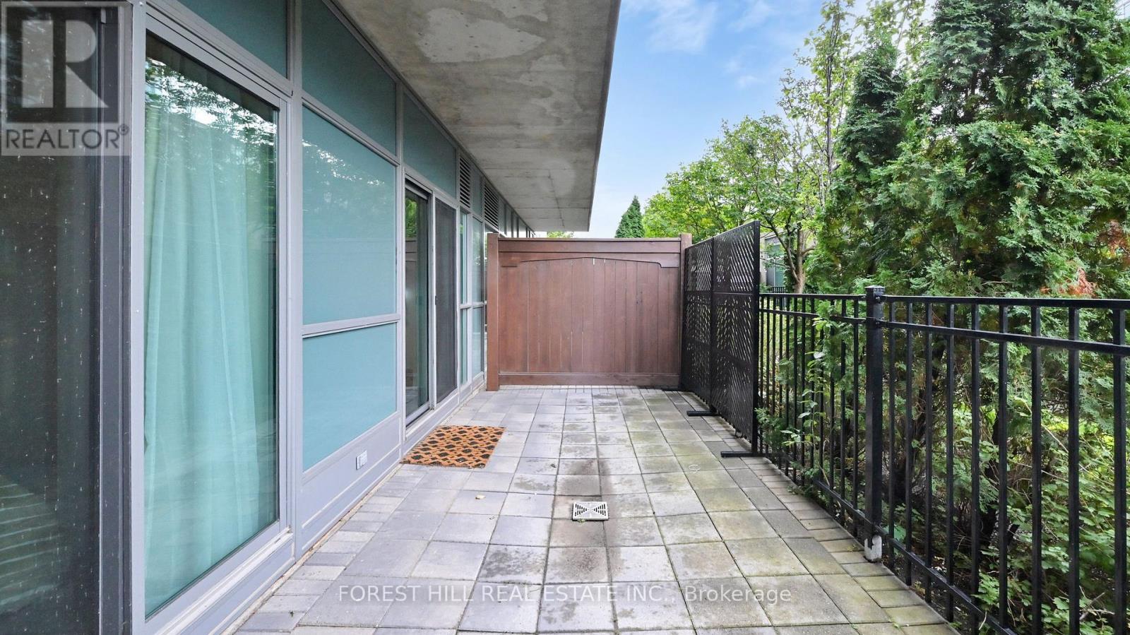 434 - 165 Legion Road N, Toronto, Ontario  M8Y 0A1 - Photo 20 - W12499150