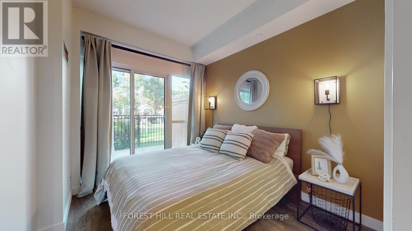 434 - 165 Legion Road N, Toronto, Ontario  M8Y 0A1 - Photo 9 - W12499150