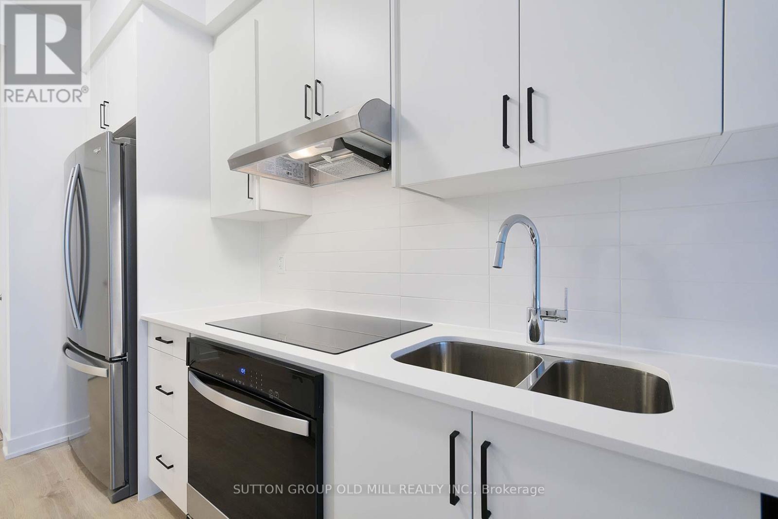 308 - 1035 Southdown Road, Mississauga, Ontario  L5J 0A2 - Photo 13 - W12499158