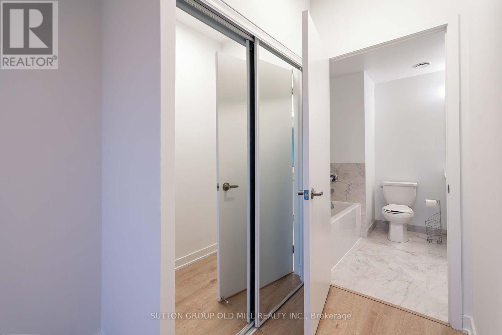 308 - 1035 Southdown Road, Mississauga, Ontario  L5J 0A2 - Photo 24 - W12499158