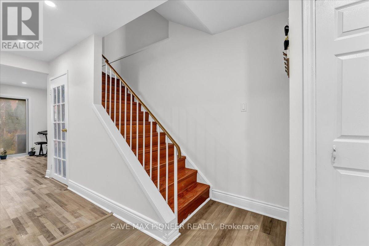 11 Great Oak Court, Brampton, Ontario  L6S 2J9 - Photo 16 - W12499208