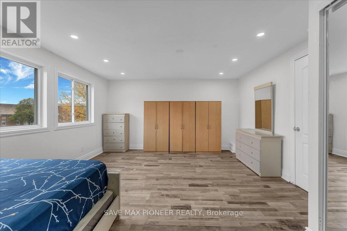 11 Great Oak Court, Brampton, Ontario  L6S 2J9 - Photo 20 - W12499208