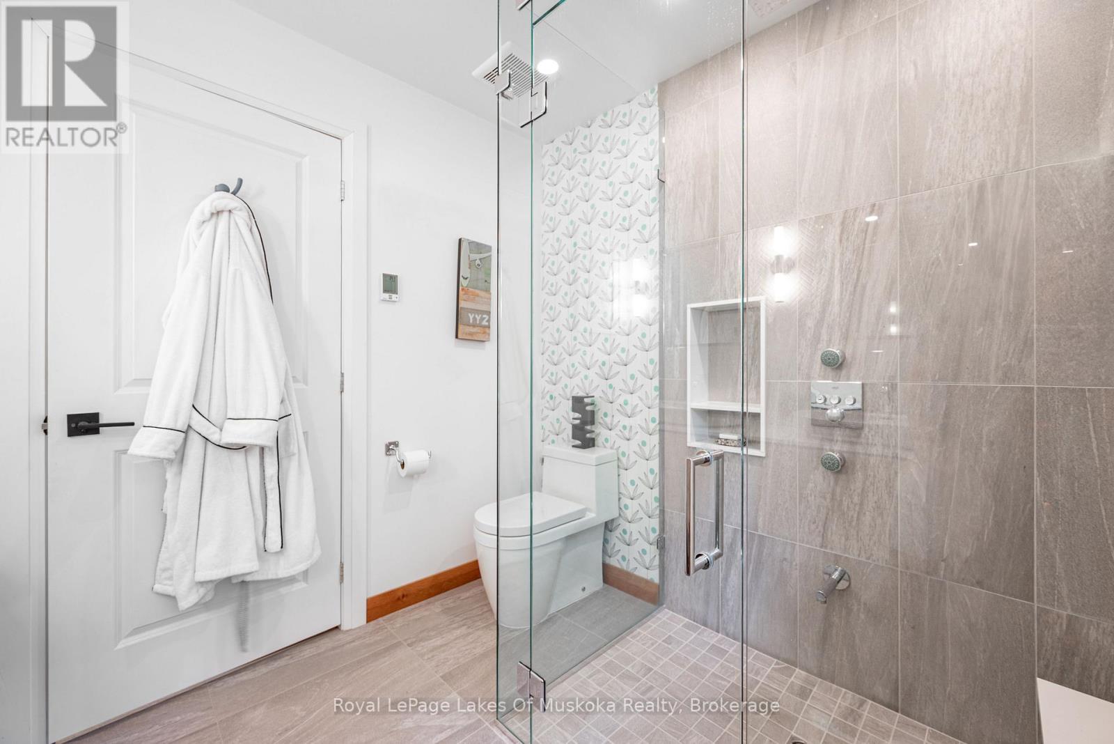 30 Forest Road, Kawartha Lakes (Fenelon), Ontario  K0M 1M0 - Photo 27 - X12313104