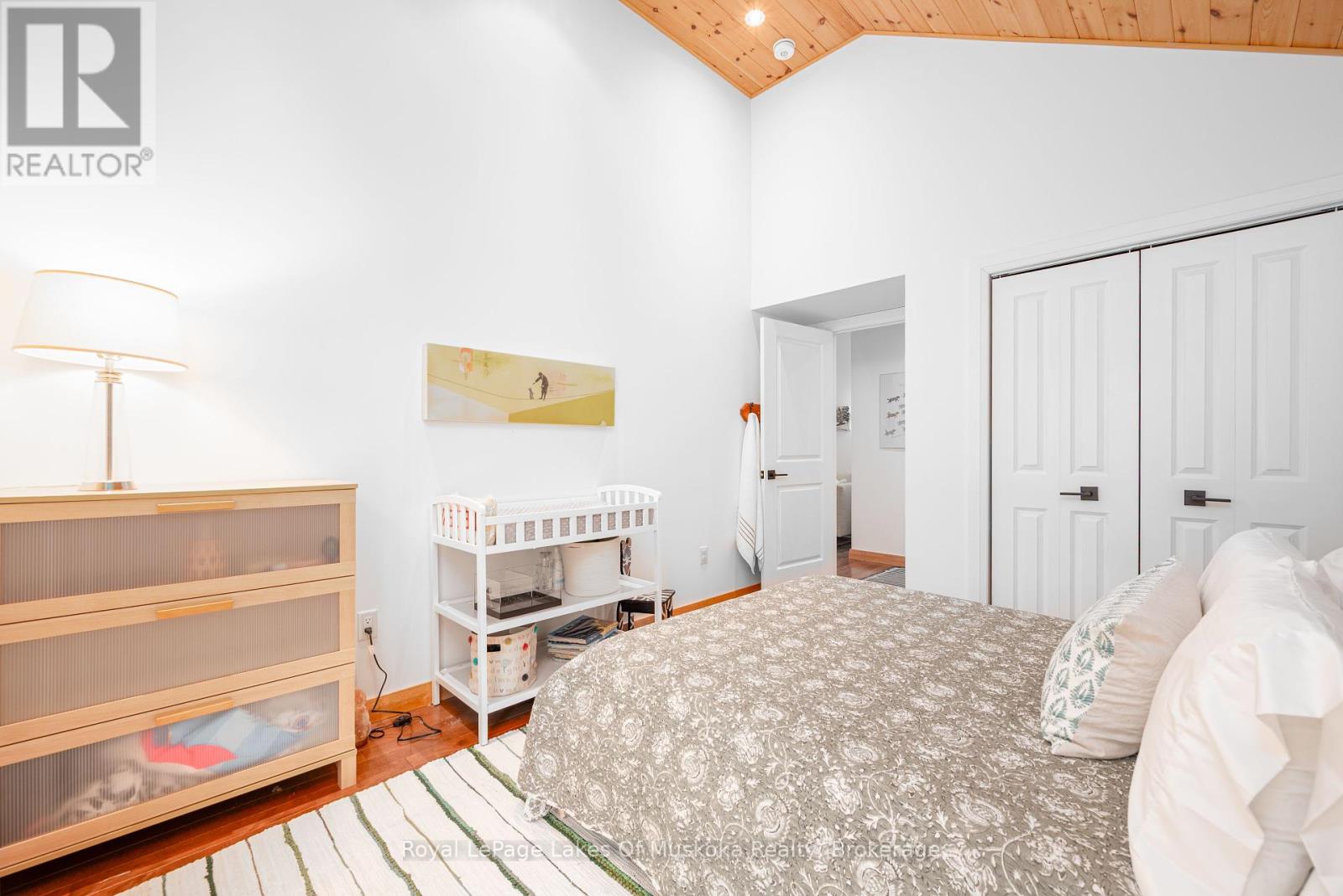 30 Forest Road, Kawartha Lakes (Fenelon), Ontario  K0M 1M0 - Photo 33 - X12313104