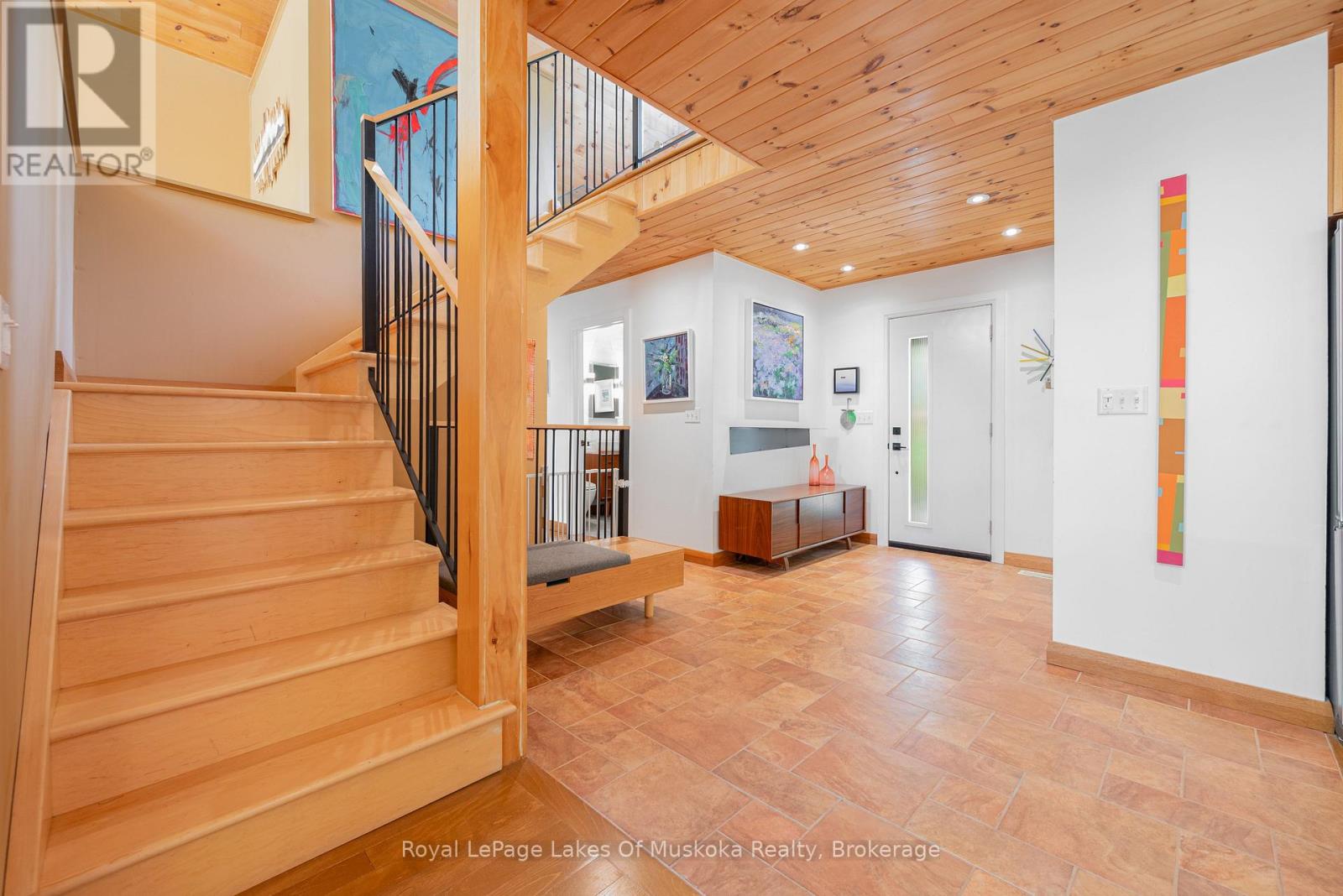 30 Forest Road, Kawartha Lakes (Fenelon), Ontario  K0M 1M0 - Photo 6 - X12313104