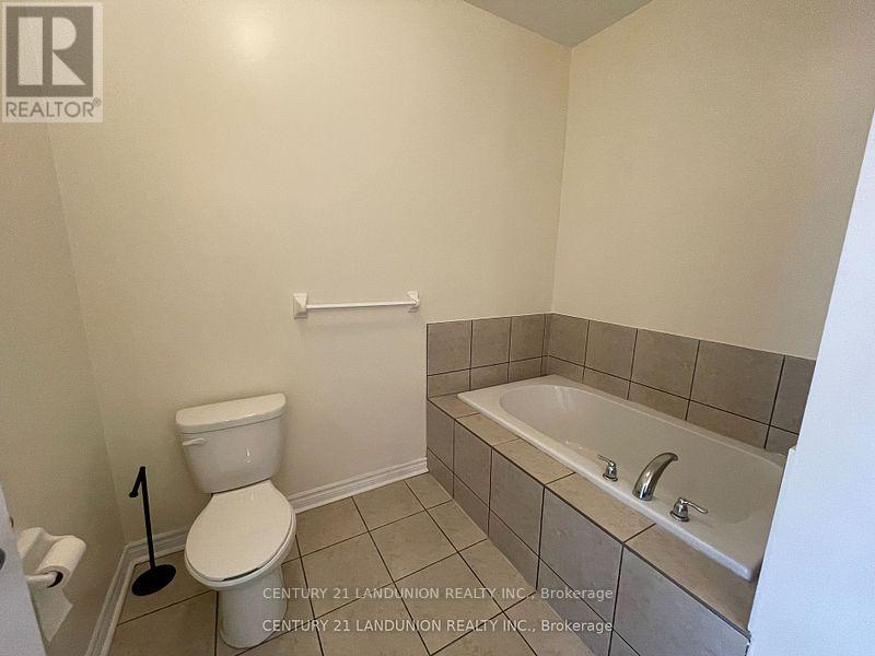 516 Baldwin Crescent, Woodstock, Ontario  N4T 0G6 - Photo 12 - X12499218