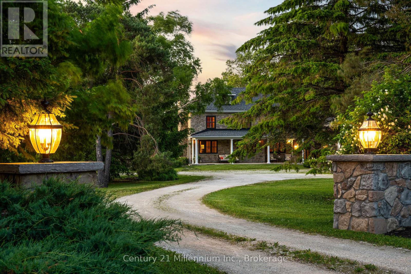 208703 Highway 26 Highway, Blue Mountains, Ontario  N0H 1J0 - Photo 2 - X12499324