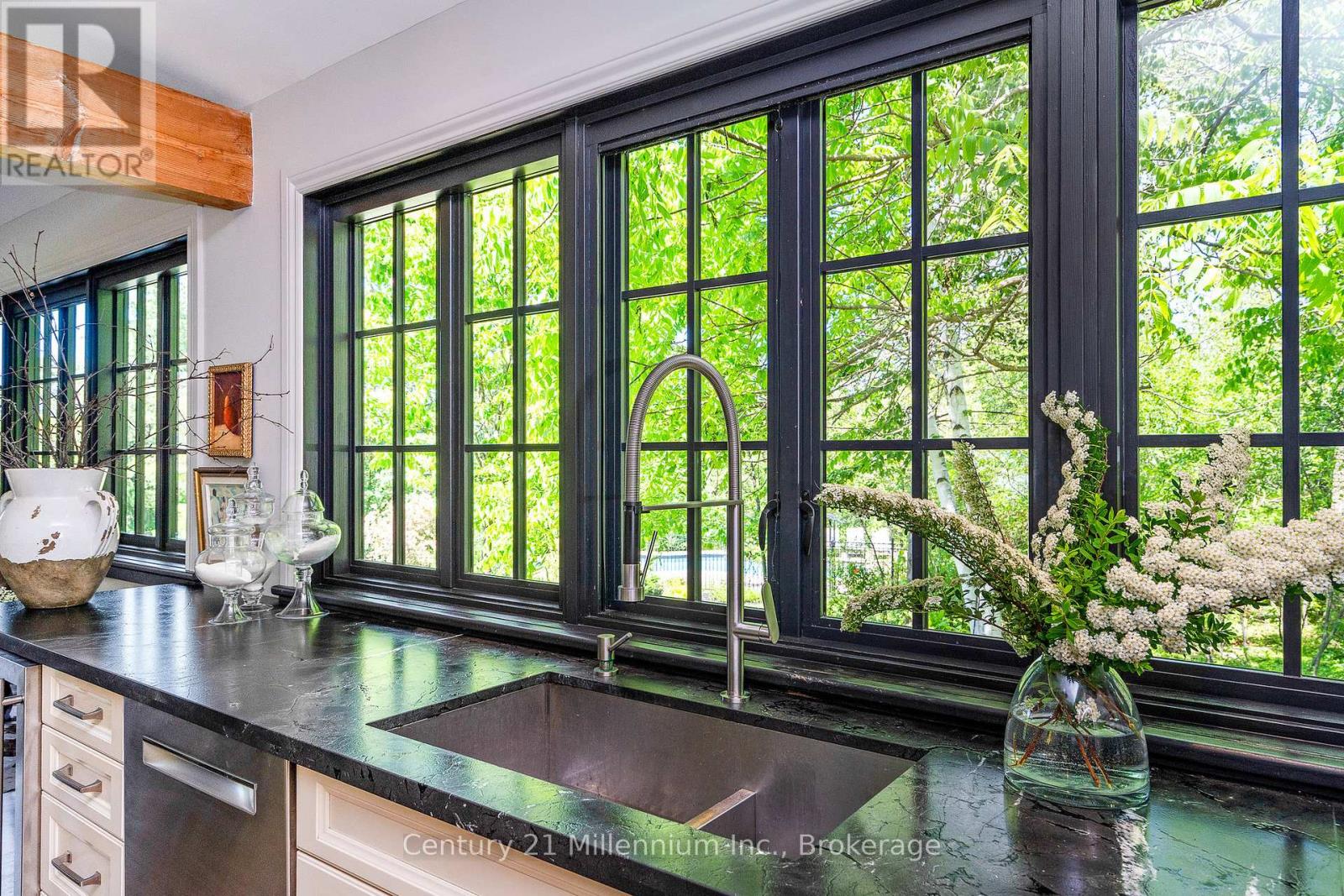 208703 Highway 26 Highway, Blue Mountains, Ontario  N0H 1J0 - Photo 7 - X12499324