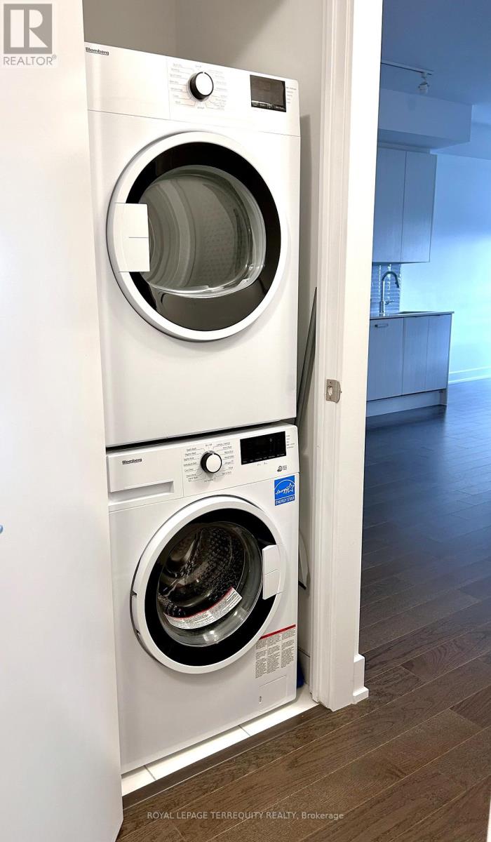 1408 - 181 Bedford Road, Toronto, Ontario  M5R 0C2 - Photo 13 - C12499070