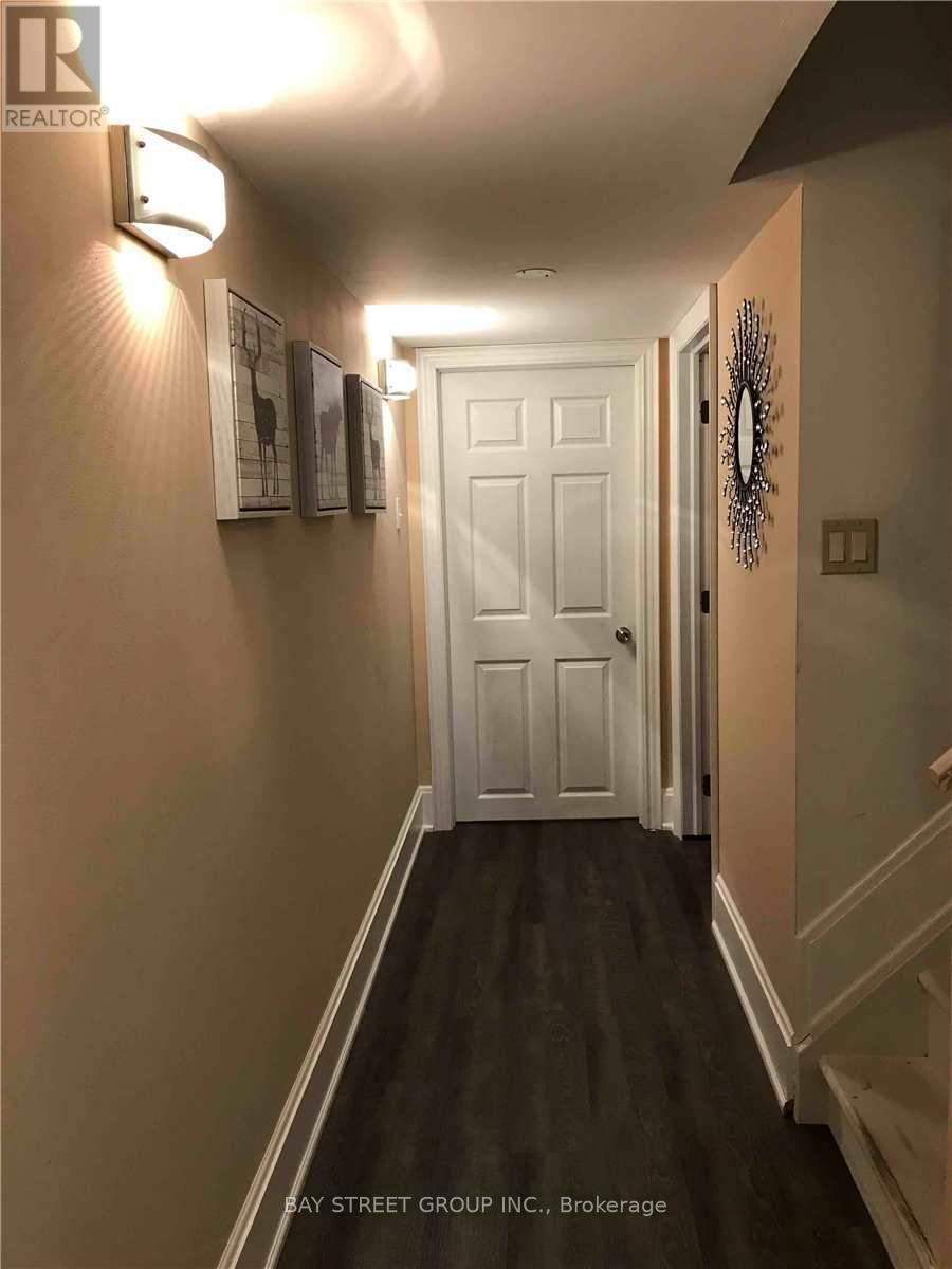 109 Hua Du Avenue, Markham, Ontario  L6C 0P9 - Photo 6 - N12373199