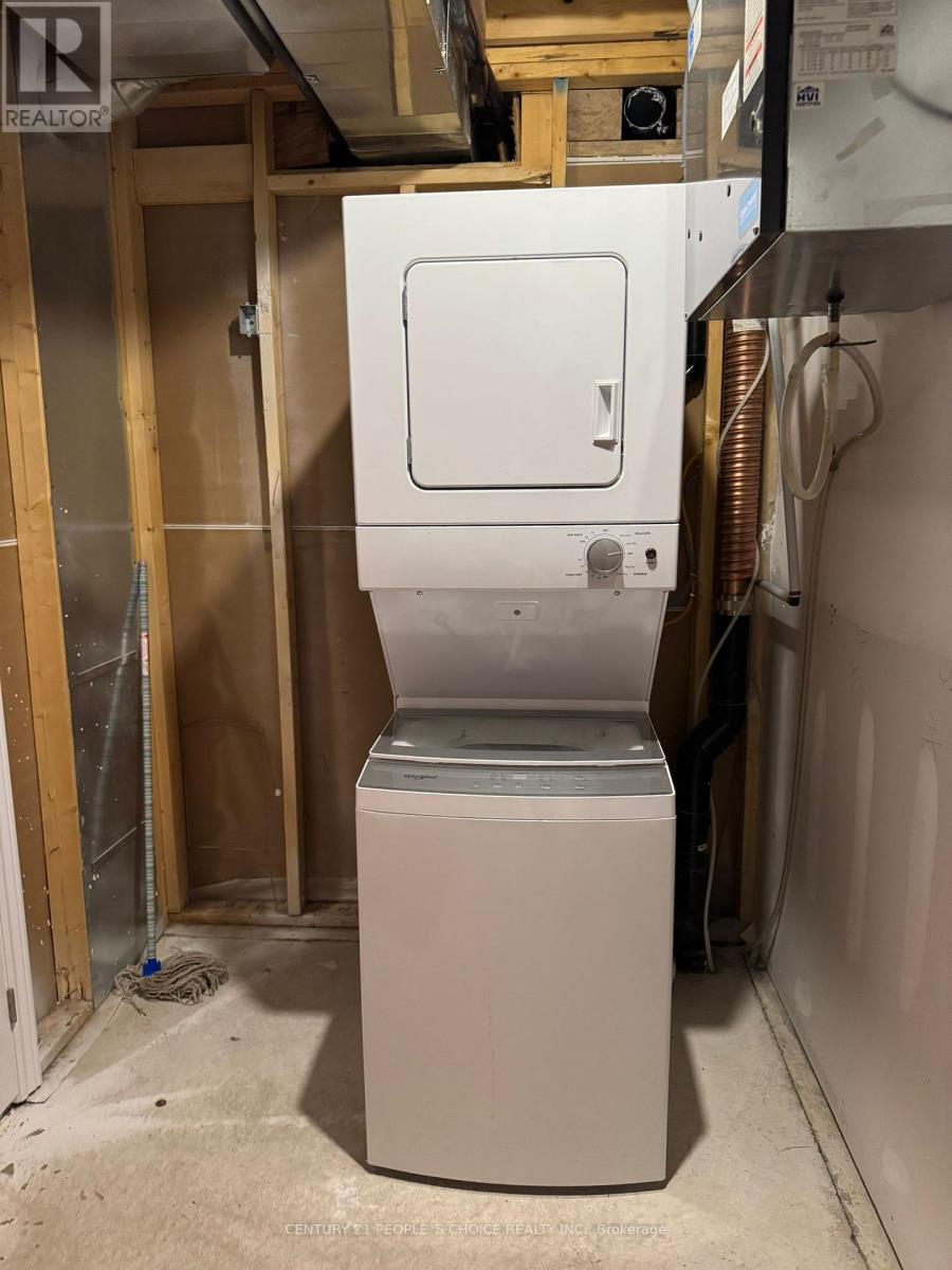 7 Silo Mews, Barrie, Ontario  L9J 0V3 - Photo 15 - S12499064