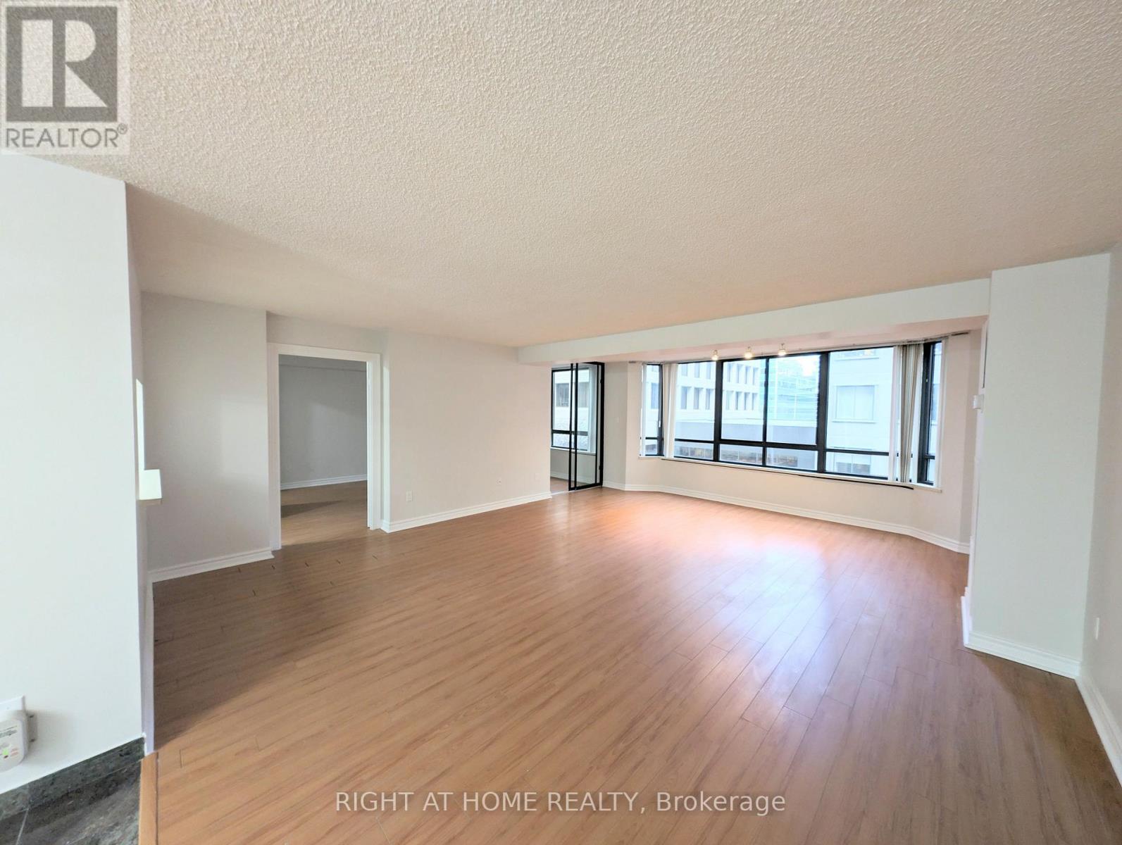 506 - 280 Simcoe Street, Toronto, Ontario  M5T 2Y5 - Photo 10 - C12499272