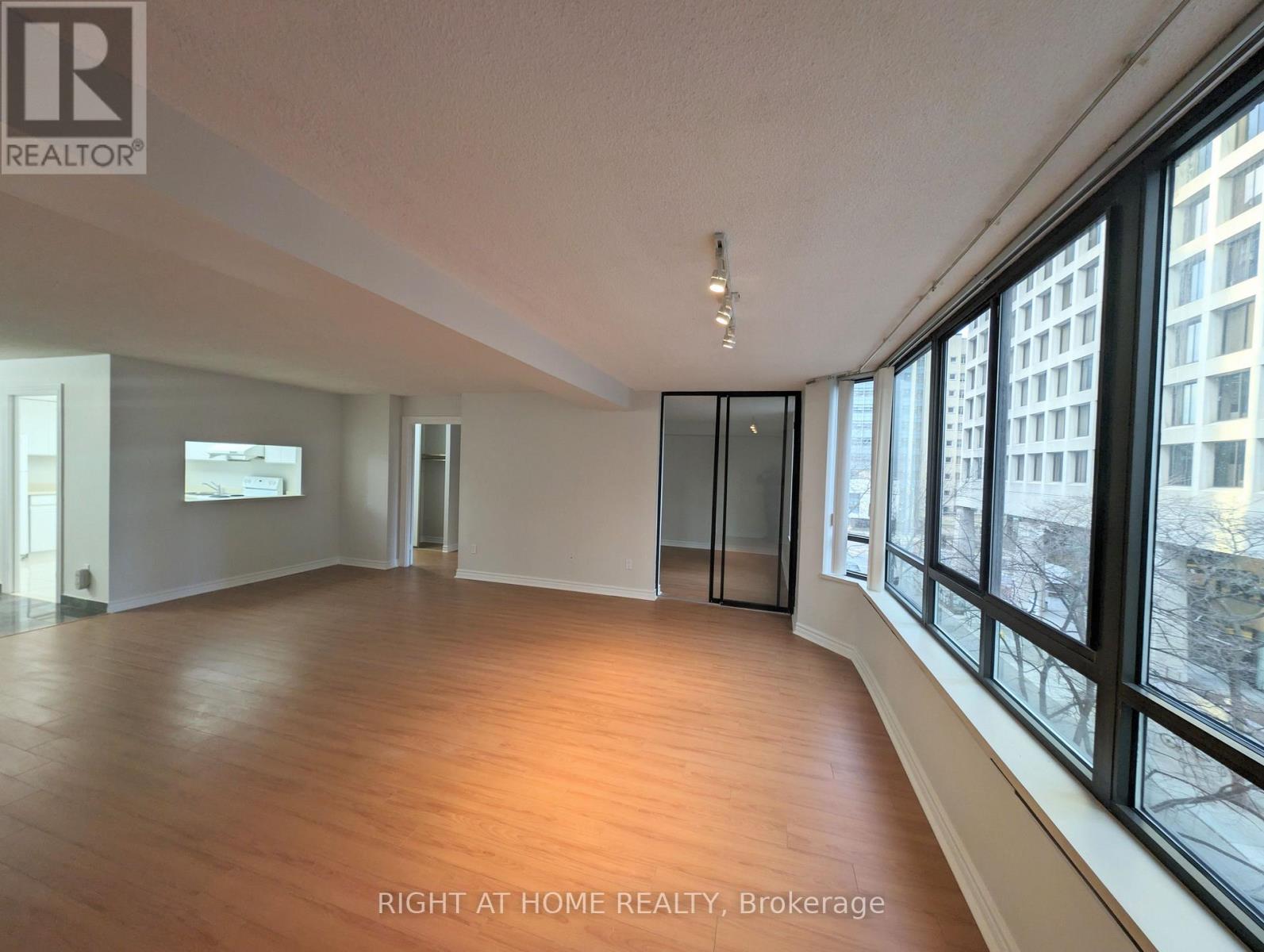 506 - 280 Simcoe Street, Toronto, Ontario  M5T 2Y5 - Photo 7 - C12499272