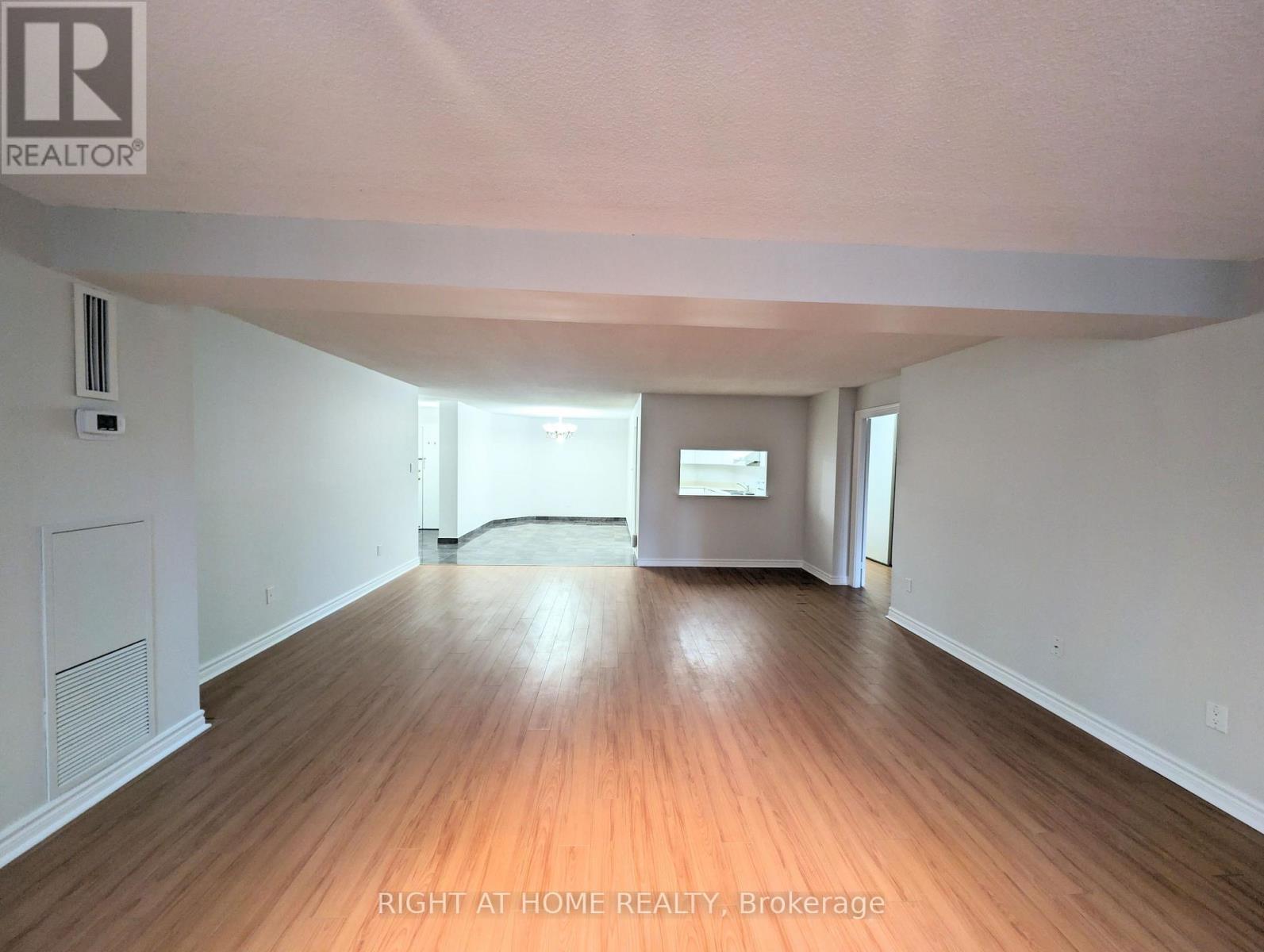 506 - 280 Simcoe Street, Toronto, Ontario  M5T 2Y5 - Photo 8 - C12499272