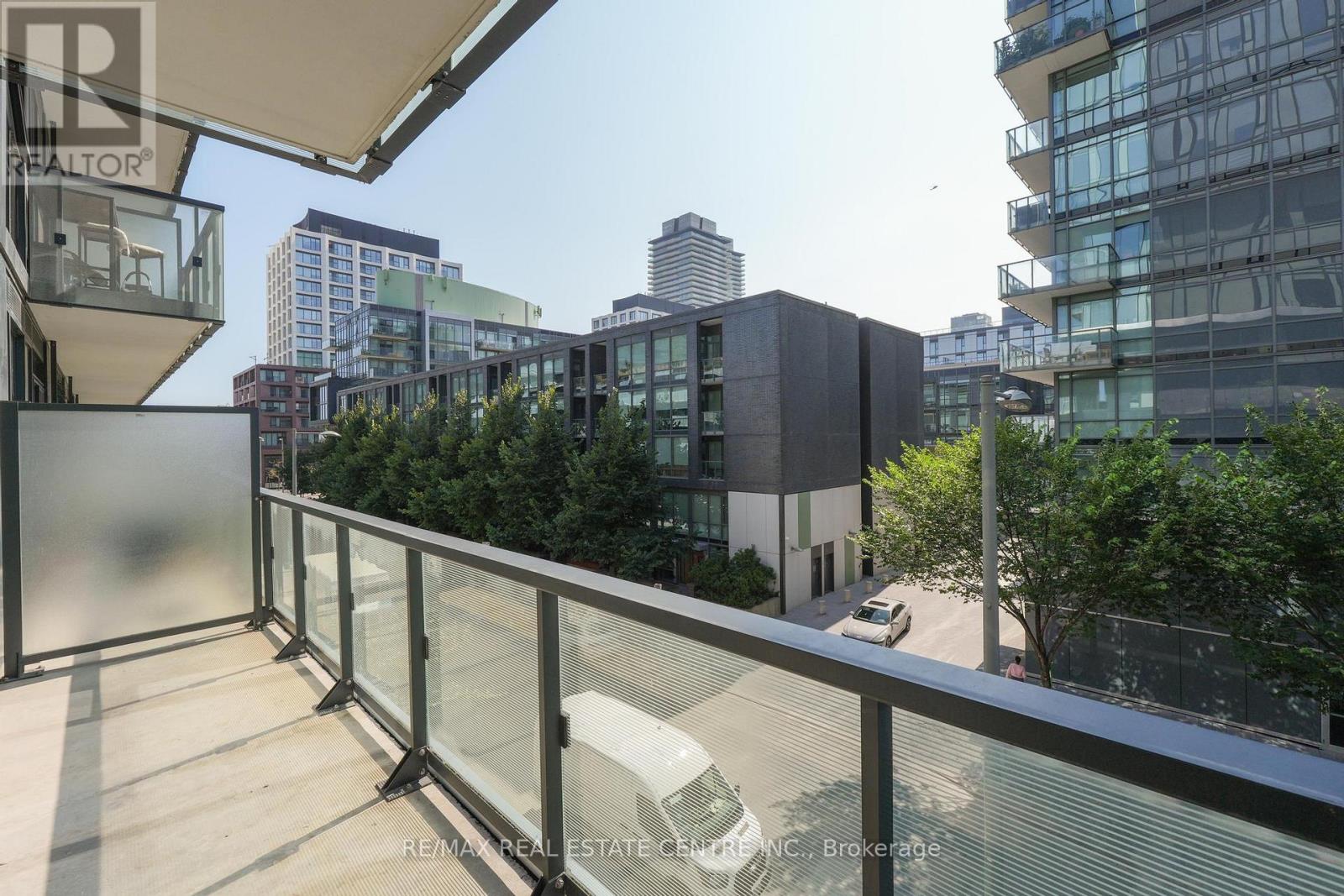 N365 - 35 Rolling  Mills Road, Toronto, Ontario  M5A 0V6 - Photo 8 - C12499276