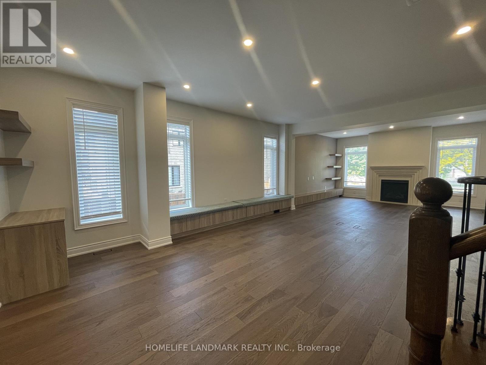 35 Queen Magdalene Place, Toronto, Ontario  M2H 0A6 - Photo 11 - C12499294