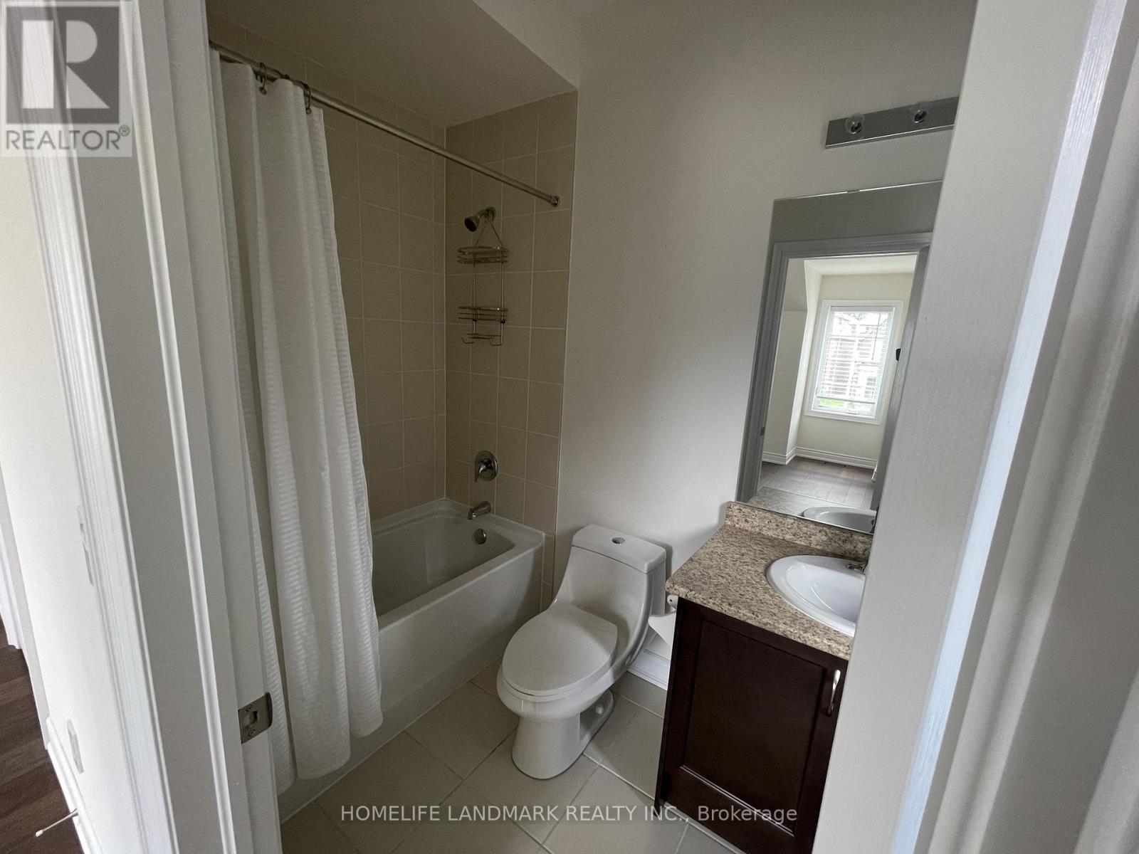 35 Queen Magdalene Place, Toronto, Ontario  M2H 0A6 - Photo 22 - C12499294