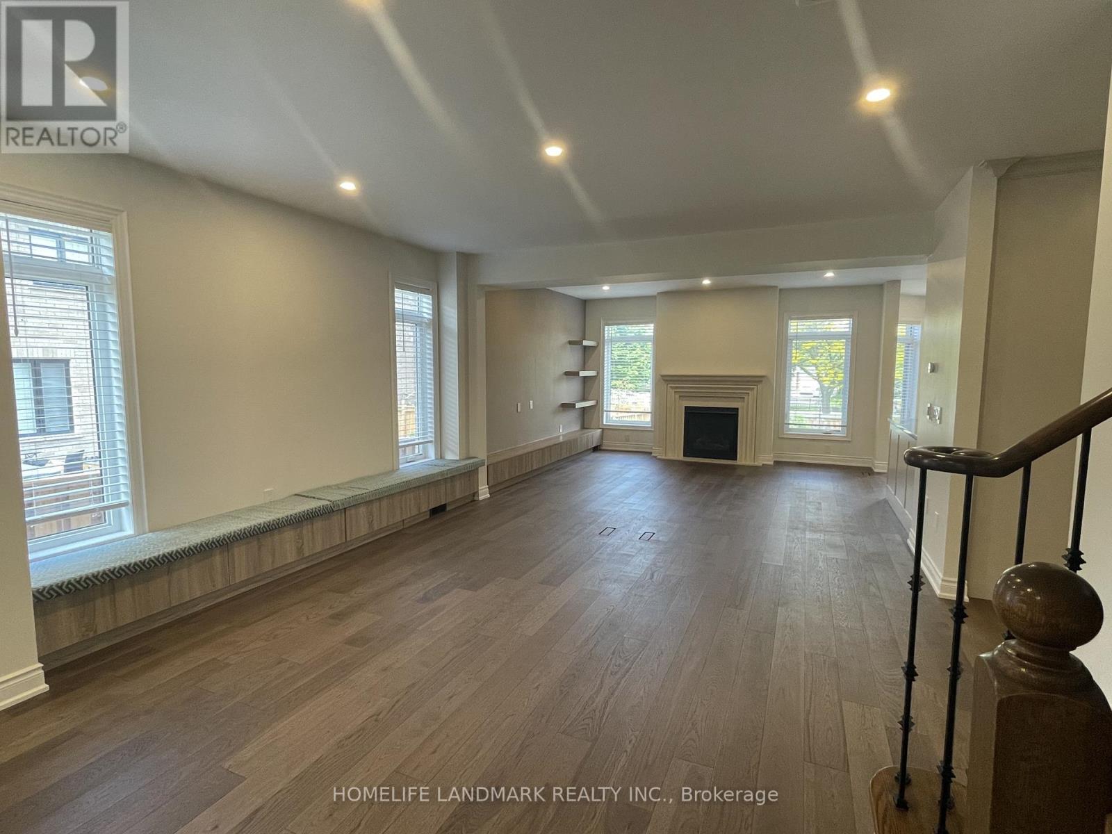 35 Queen Magdalene Place, Toronto, Ontario  M2H 0A6 - Photo 6 - C12499294