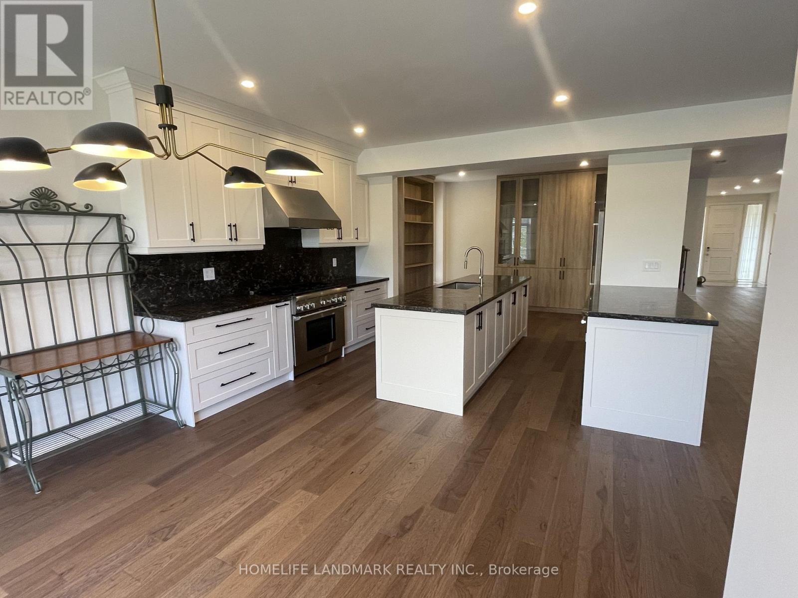 35 Queen Magdalene Place, Toronto, Ontario  M2H 0A6 - Photo 8 - C12499294